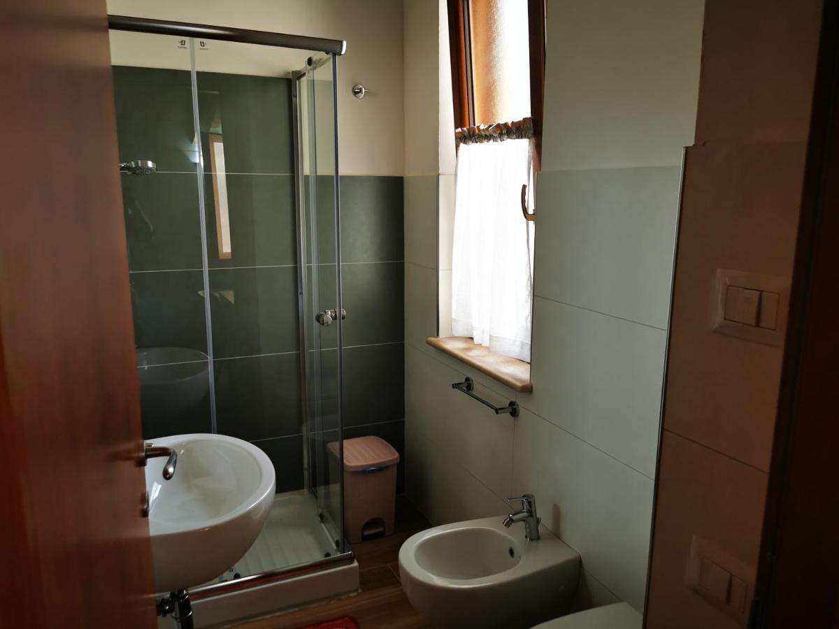 Agriturismo B&B Il Girasole Roccadaspide Luaran gambar