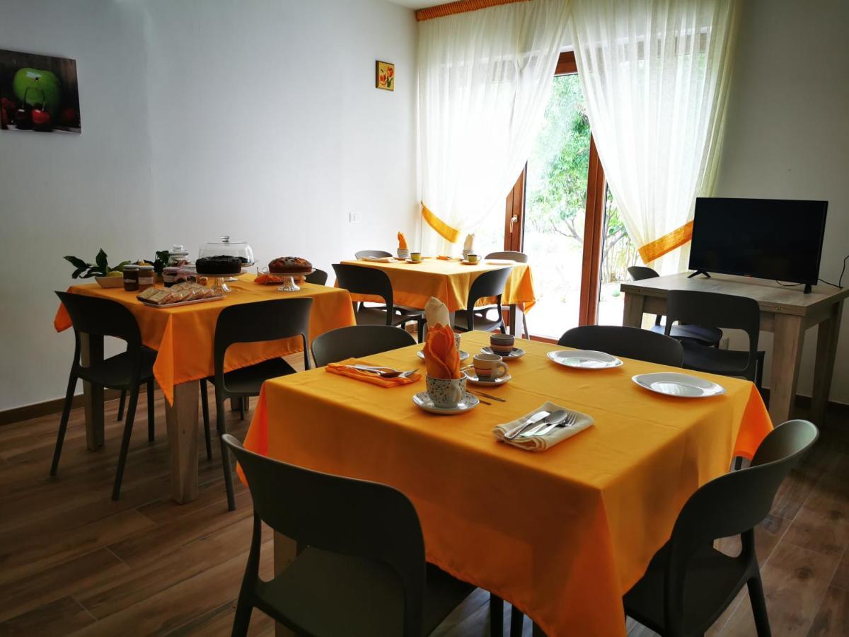 Agriturismo B&B Il Girasole Roccadaspide Luaran gambar